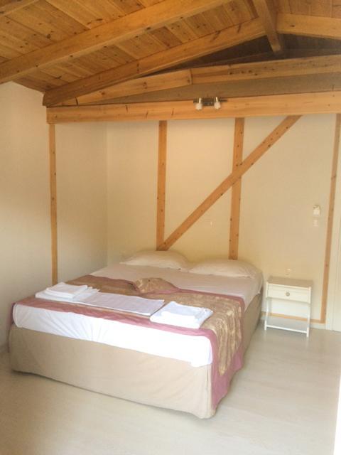 Yasemi Rooms Vaszilikí Kültér fotó